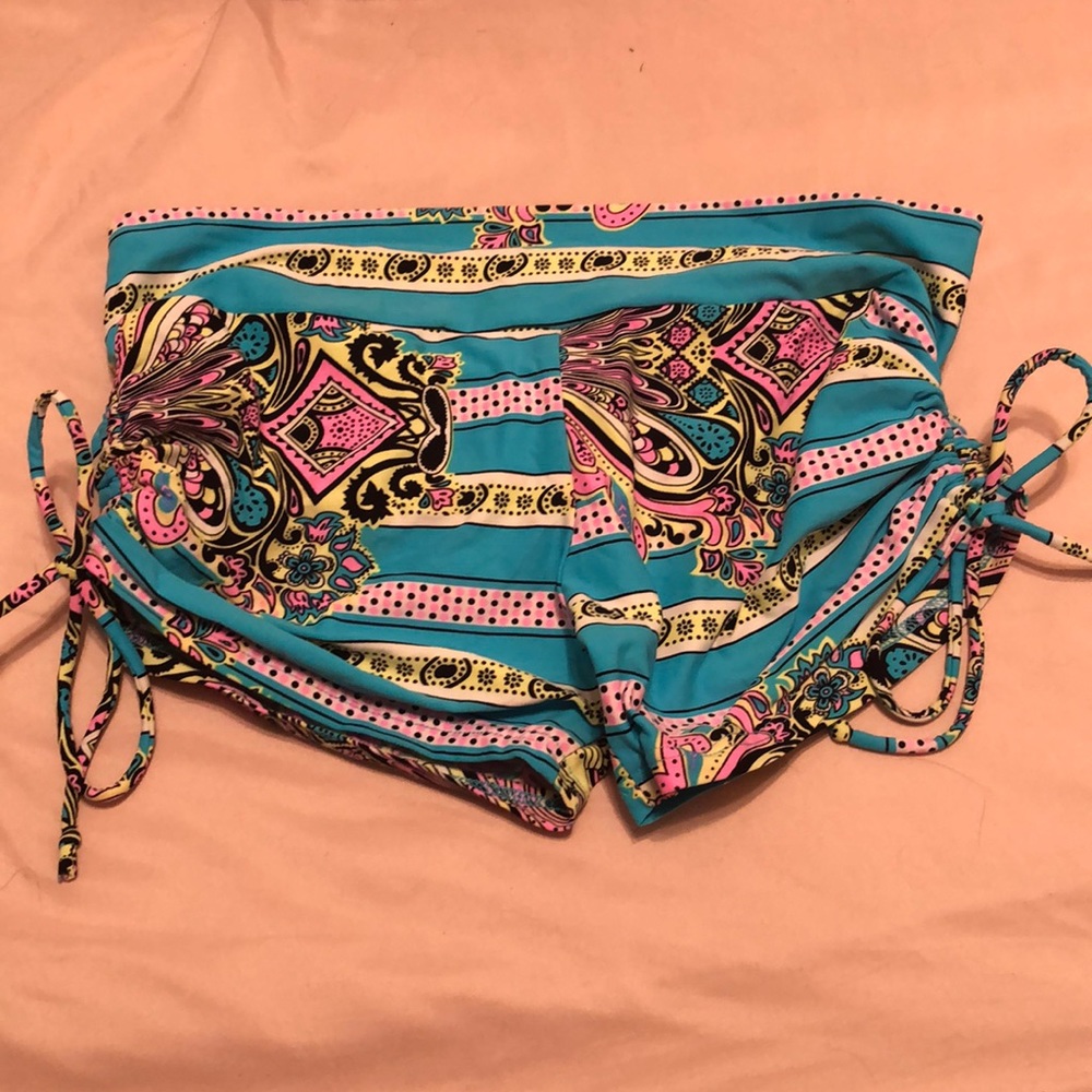 BITSY BOTTOMS yoga shorts